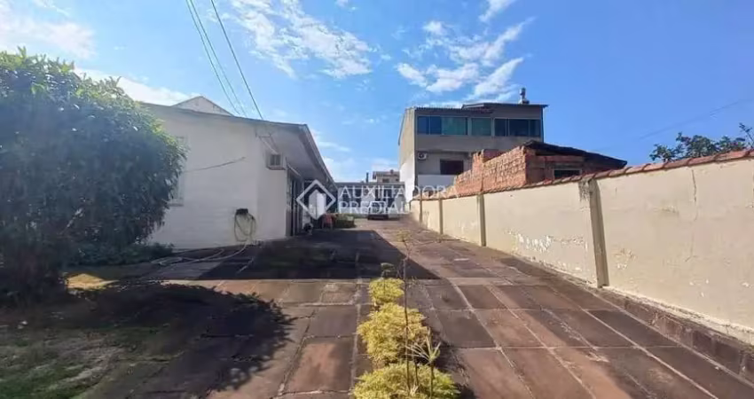 Casa com 1 quarto à venda na Travessa Nova Trento, 40, Tristeza, Porto Alegre