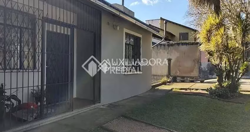 Casa com 2 quartos à venda na Avenida Engenheiro Ludolfo Boehl, 1136, Teresópolis, Porto Alegre
