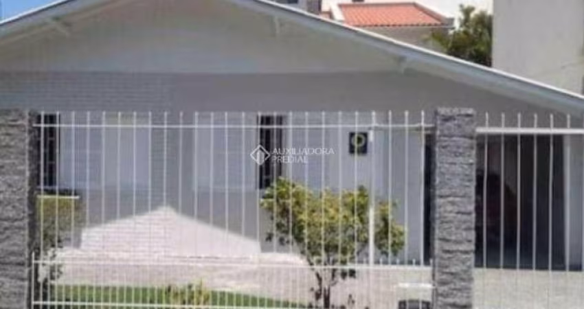 Casa com 6 quartos à venda na DA AMIZADE, 63, Cachoeira do Bom Jesus, Florianópolis