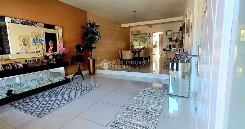 Casa com 3 quartos à venda na Rua Itamirim, 100, Itacorubi, Florianópolis