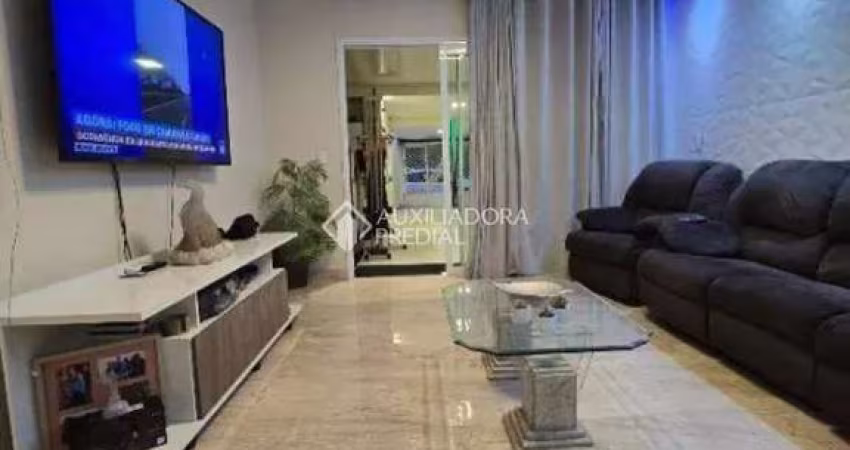 Casa com 3 quartos à venda na Rua das Laranjeiras, 873, Parque Terra Nova, São Bernardo do Campo