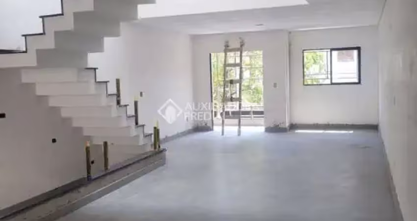 Casa com 3 quartos à venda na Volta Redonda, 481, Vila Alice, Santo André