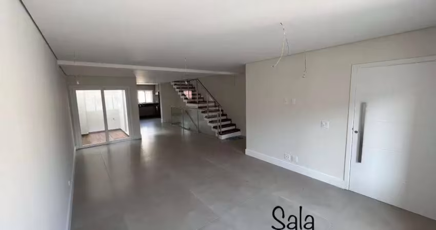 Casa com 3 quartos à venda na Rua Riskallah Abib, 237, Nova Petrópolis, São Bernardo do Campo