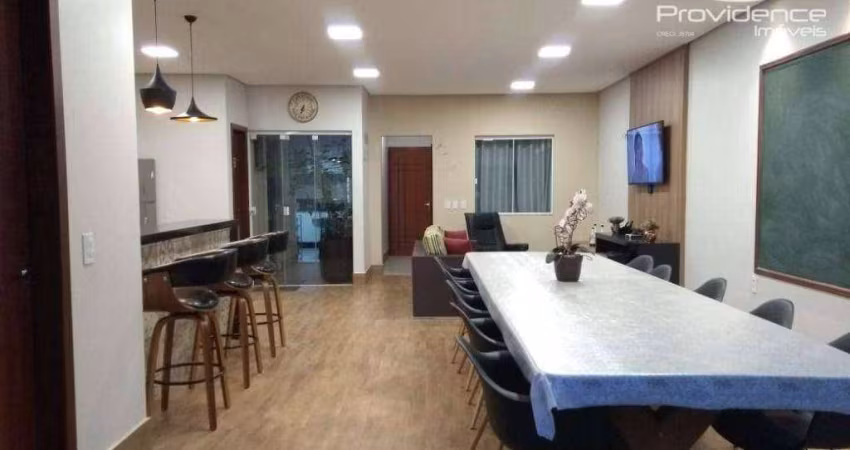 Sobrado com 3 dormitórios à venda, 220 m² por R$ 1.100.000,00 - Coqueiral - Cascavel/PR