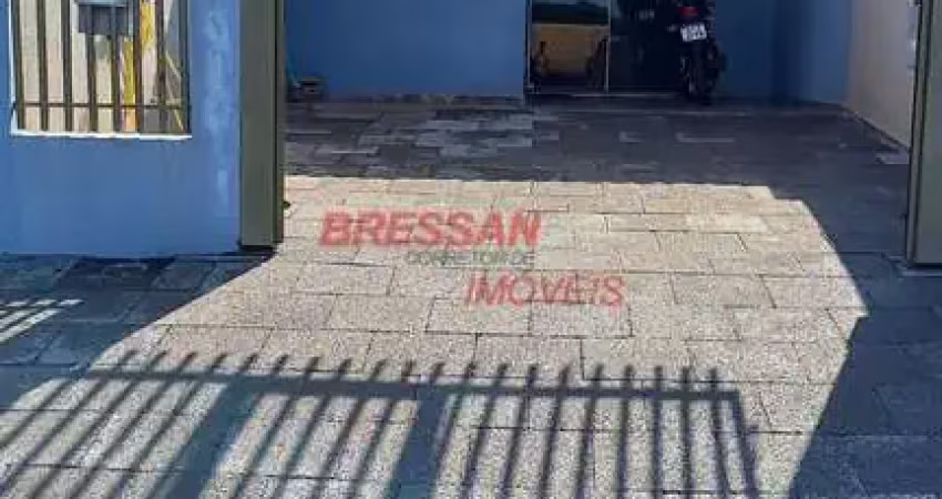 Casa em lage 3 dormitório com edícula e churrasqueira  cascavel pr