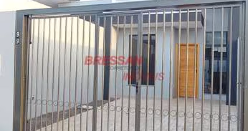 Casa nova com dois quartos e vaga dois carros lado lado