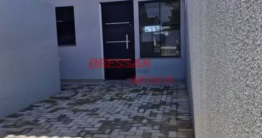 Casa à venda com dois quartos e vaga para até 3 carros, CLARITO, CASCAVEL - PR