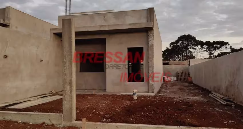 Vendo casa dois quartos sala cozinha e banheiro com a frente de 8 m