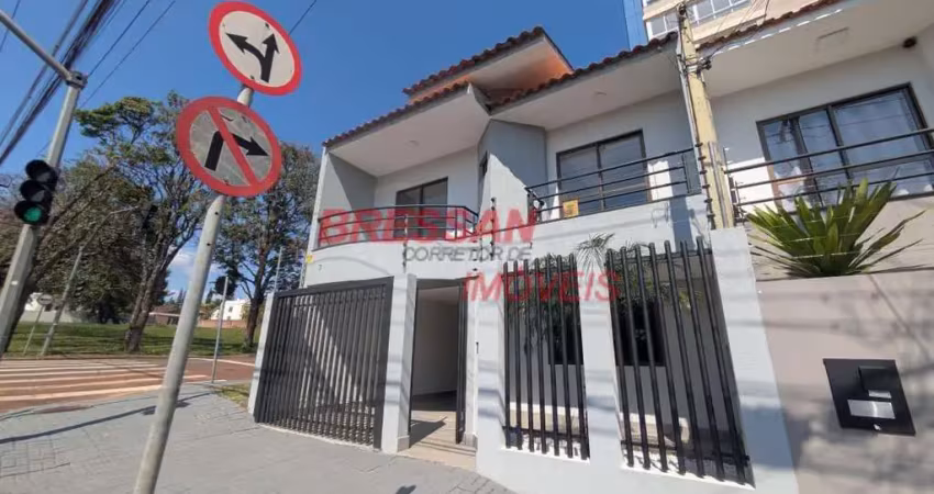 Sobrado à venda com 158m  na rua manaus , country, cascavel - pr