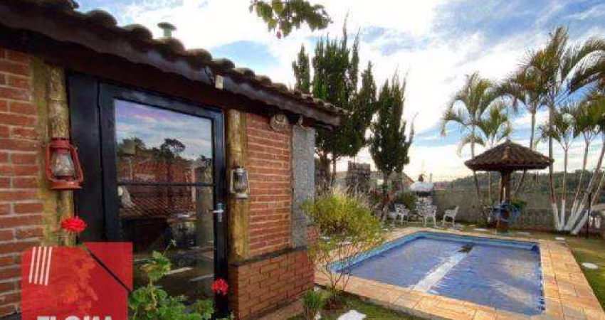 Casa à venda, 200 m² por R$ 1.000.000,00 - Bosque das Arapongas - Serra Negra/SP
