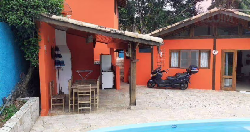 Casa com 5 dormitórios à venda, 300 m² por R$ 2.000.000,00 - Ilhabela - Ilhabela/SP