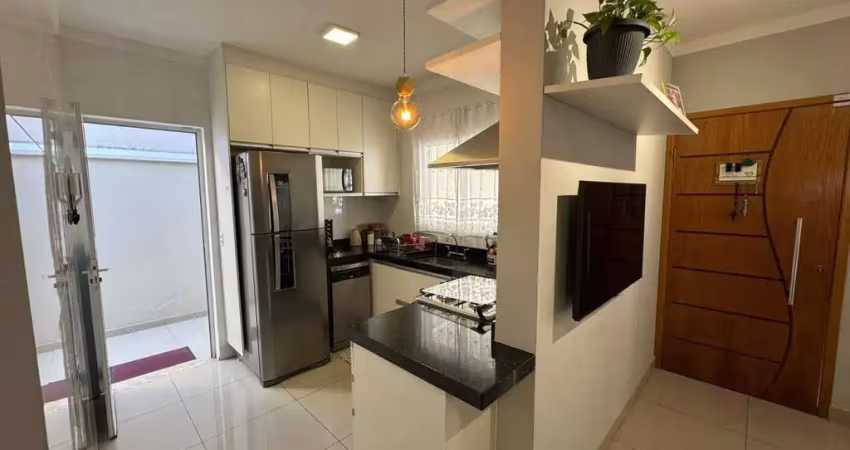 Casa de 3 quartos a venda no bairro santa giovana em jundiaí r$720.000