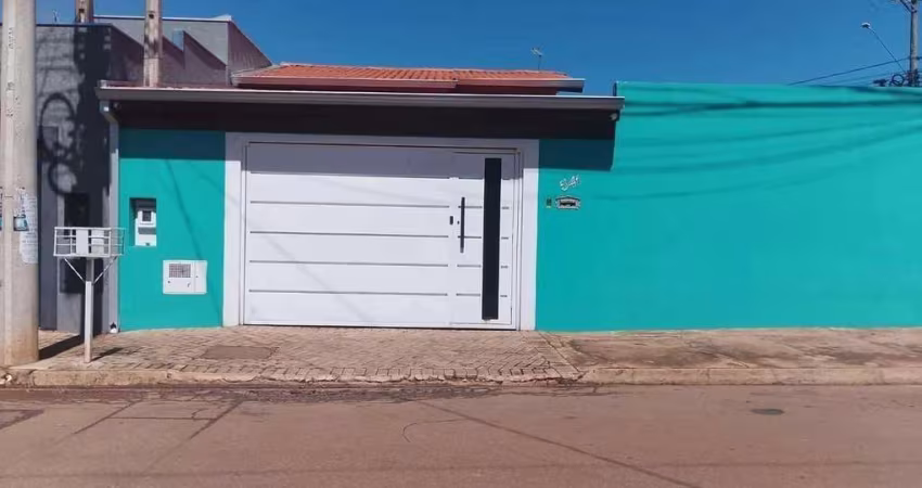 Casa para Venda em Itapetininga, Vila Mazzei, 2 dormitórios, 1 banheiro, 2 vagas