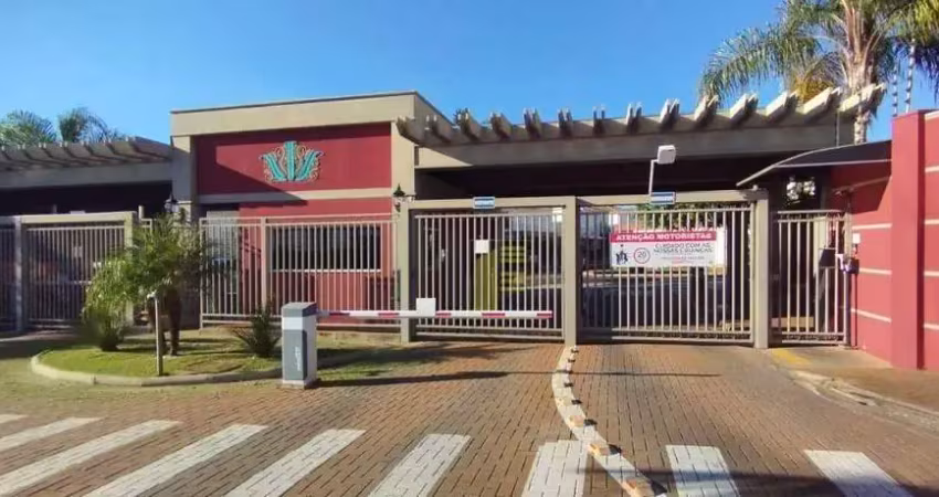 Casa sobrado para locação próximo dos damhas em condomínio 03 dormitórios, 02 wc e lazer no condomínio.