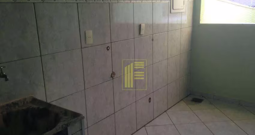Salão comercial com casa de 02 quartos para locação no jardim conceição.