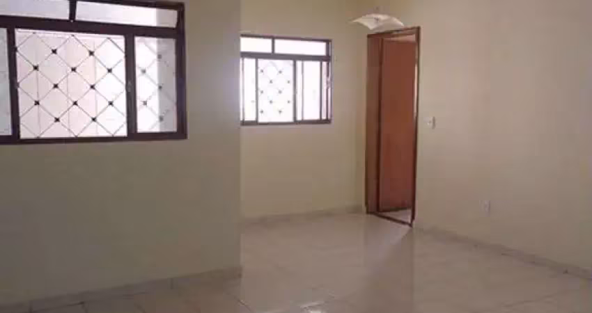 Casa com 03 quartos e 05 vagas de garagem para locação no jardim vetorasso.