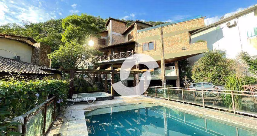 Casa em Itacoatiara com 4 dormitórios à venda, 410 m² por R$ 2.600.000 - Itacoatiara - Niterói/RJ