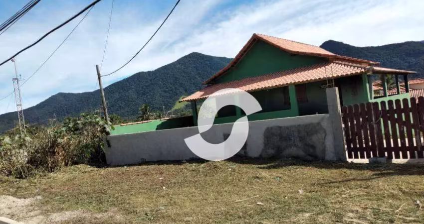 Casa com 2 dormitórios à venda, 167 m² por R$ 290.000,00 - Jaconé - Maricá/RJ