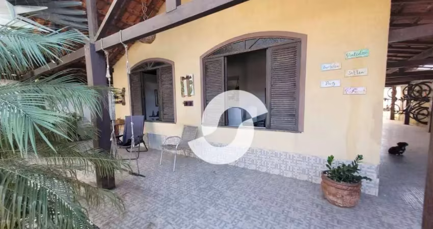 Casa com 4 dormitórios à venda, 335 m² por R$ 849.000,00 - Piratininga - Niterói/RJ