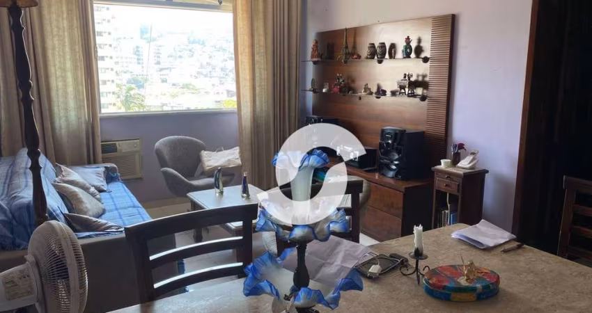 Apartamento com 3 dormitórios à venda, 117 m² por R$ 790.000,00 - Icaraí - Niterói/RJ