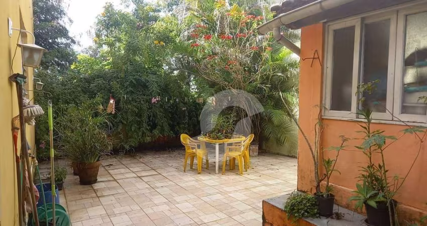 Casa com 4 dormitórios à venda, 279 m² por R$ 990.000,00 - Largo da Batalha - Niterói/RJ