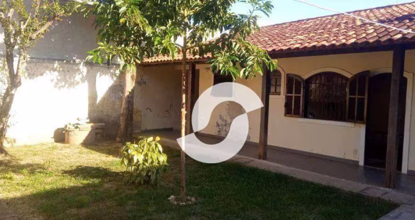 Casa com 3 dormitórios à venda, 120 m² por R$ 650 000- Piratininga - Niterói/RJ
