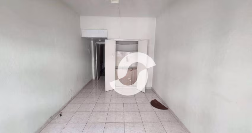 Apartamento com 1 dormitório à venda, 25 m² por R$ 100.000,00 - Centro - Niterói/RJ