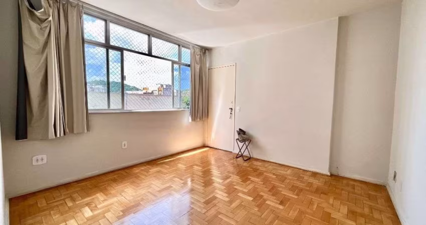 OPORTUNIDADE!! Jd Icaraí, Excelente 3 quartos com depend. completa! - R$465mil