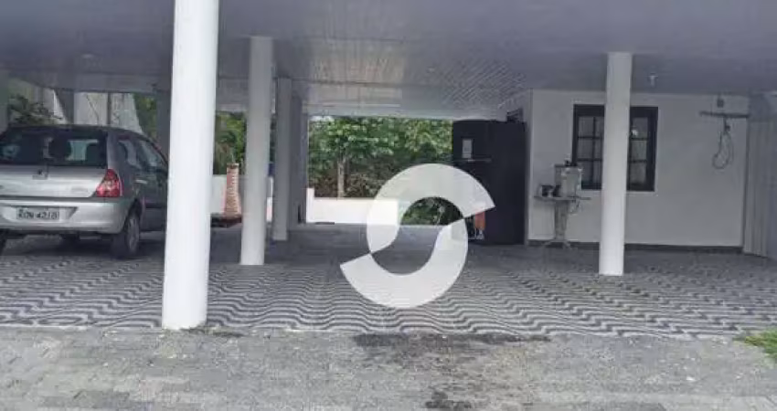 Casa com 4 dormitórios à venda, 360 m² por R$ 550.000,00 - Sape - Niterói/RJ