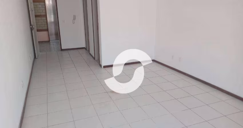 Sala à venda, 33 m² por R$ 100.000,00 - Centro - Niterói/RJ