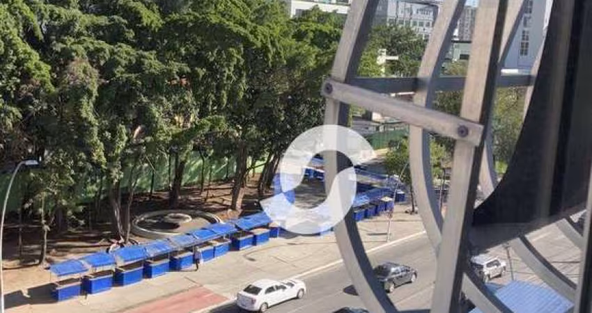 Apartamento com 2 dormitórios à venda, 86 m² por R$ 405.000,00 - Centro - Niterói/RJ