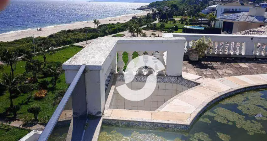 Mansão pé na areia à venda, 848 m² por R$ 7.000.000 - Camboinhas - Niterói/RJ