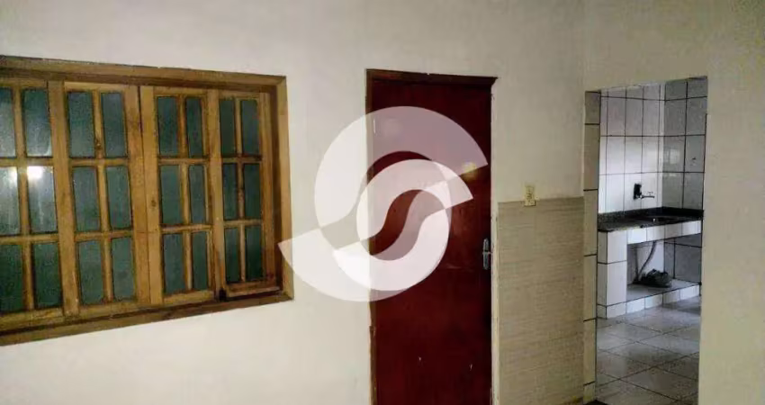 Apartamento com 2 dormitórios à venda, 45 m² por R$ 130.000,00 - Pita - São Gonçalo/RJ
