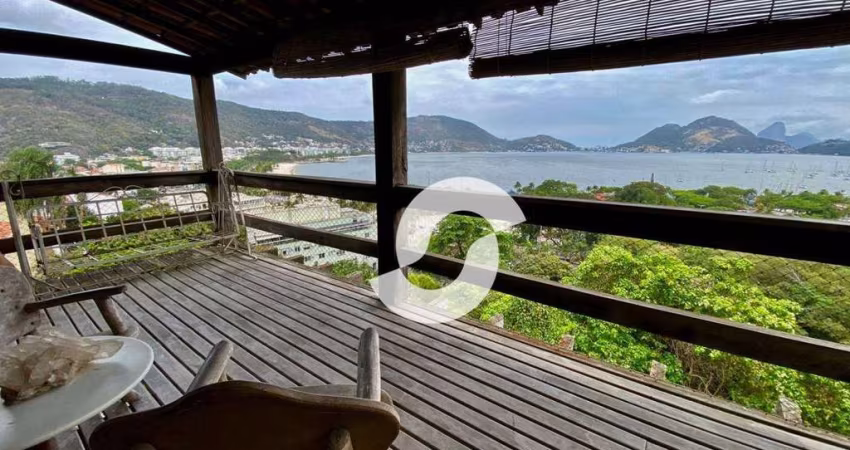MANSÃO CINEMATOGRÁFICA, 400 m² por R$ 1.460.000,00 - São Francisco - Niterói/RJ