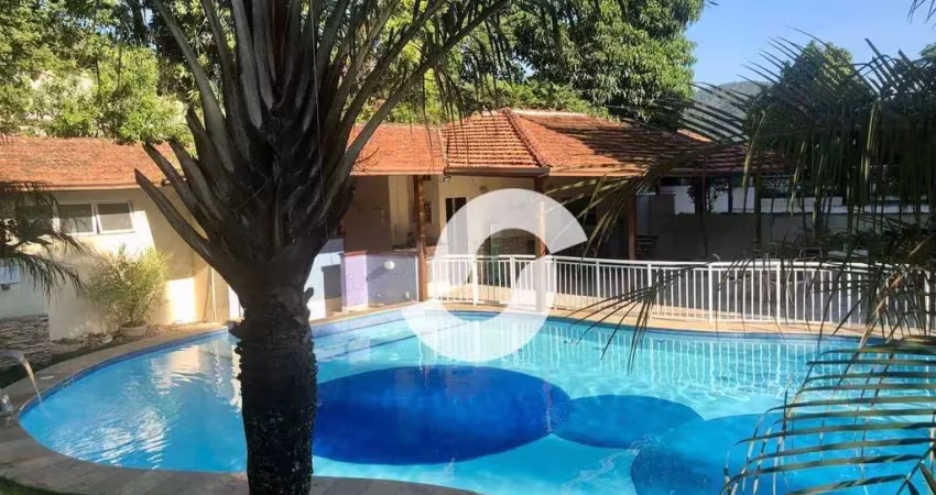 Cobertura à venda, 49 m² por R$ 300.000,00 - Itaipu - Niterói/RJ