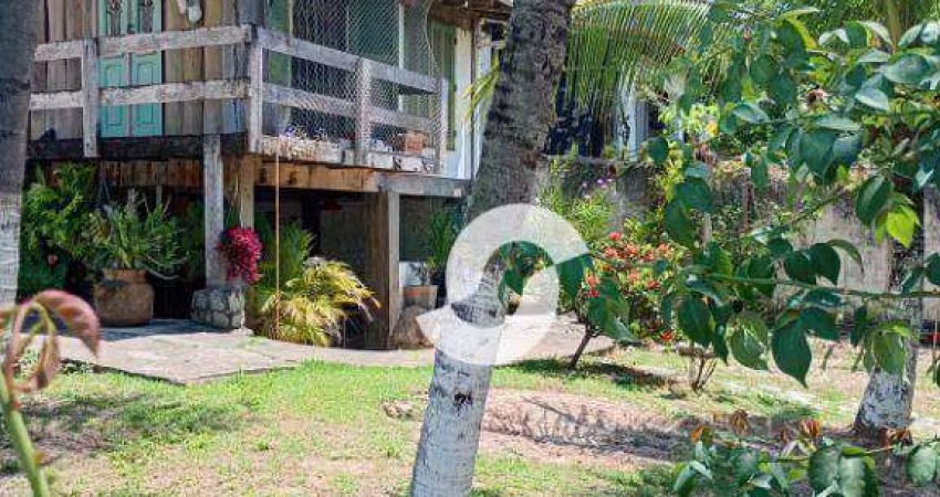 Casa na quadra da Praia Piratininga