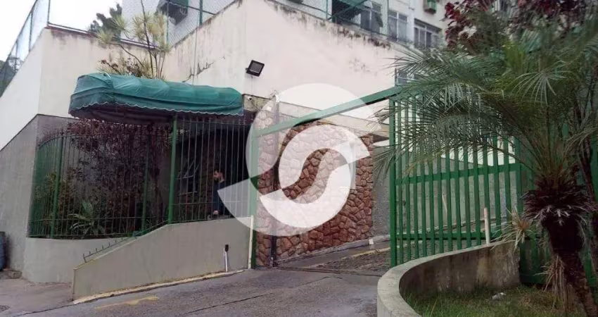 Oportunidade! Apartamento no Fonseca, vazio, com 2 dormitórios à venda, 68 m² por R$ 220.000 - Fonseca - Niterói/RJ