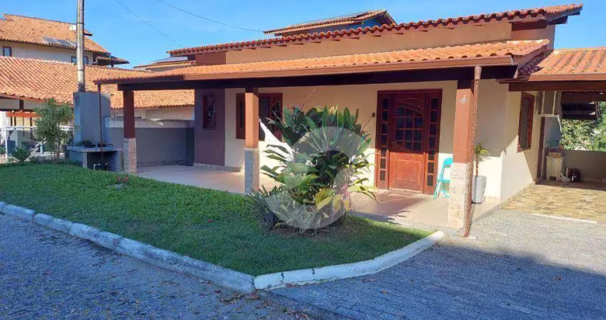 Casa com 3 dormitórios à venda, 267 m² por R$ 690.000,00 - Badu - Niterói/RJ