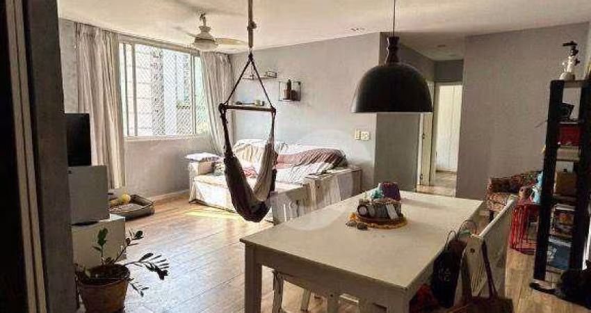 Apartamento todo reformado na melhor localização do bairro do Inga próximo ao MAC e praia das flechas