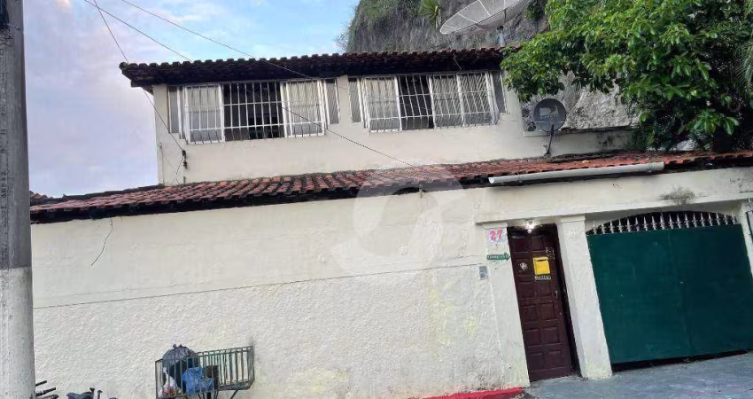 Casa com 4 dormitórios à venda, 180 m² por R$ 520.000,00 - Centro - Niterói/RJ
