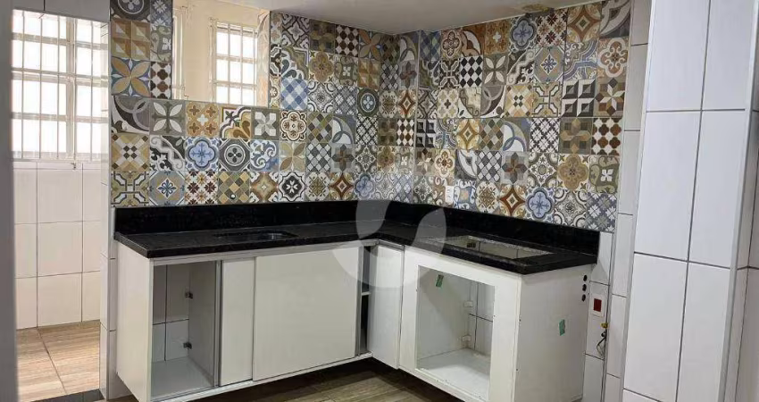Apartamento térreo no Ingá
