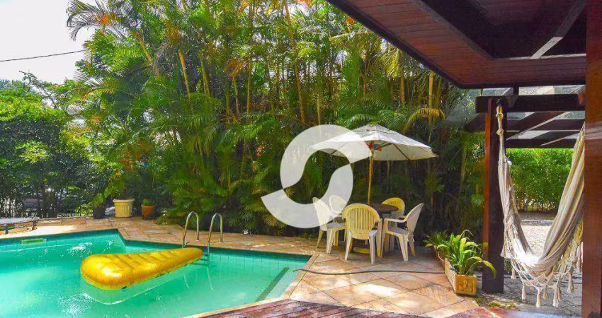 Casa à venda, 376 m² por R$ 2.600.000,00 - Itacoatiara - Niterói/RJ
