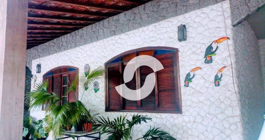 Casa 3 quartos com  300 m² à venda por R$ 750.000 - Trindade - São Gonçalo/RJ