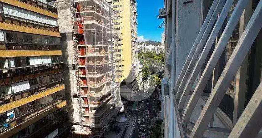 Apartamento com 2 dormitórios à venda, 68 m² por R$ 590.000,00 - Icaraí - Niterói/RJ