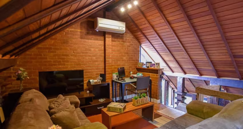 Casa com 3 dormitórios à venda, 236 m² por R$ 1.690.000,00 - Itaipu - Niterói/RJ