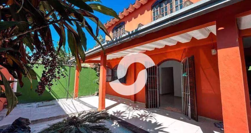 Casa com 3 dormitórios à venda, 251 m² por R$ 750.000,00 - Maravista - Niterói/RJ