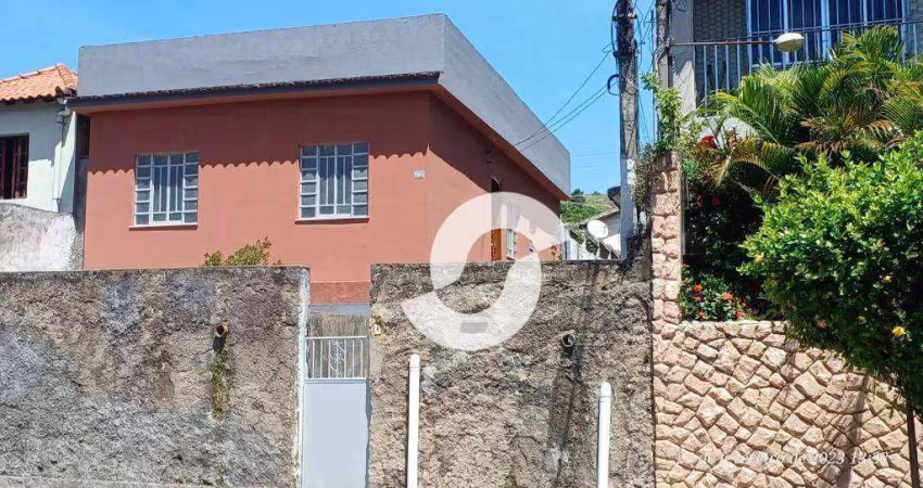 Casa com 2 dormitórios à venda, 164 m² por R$ 370.000,00 - Engenhoca - Niterói/RJ