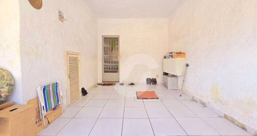 Casa com 2 dormitórios à venda, 170 m² por R$ 300.000,00 - Mutuá - São Gonçalo/RJ