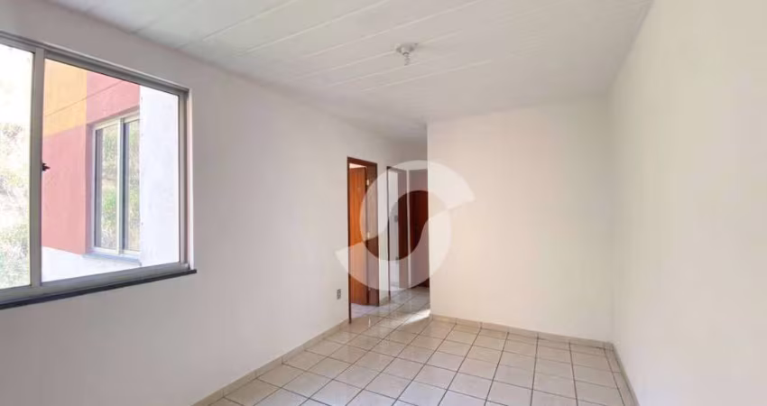 Apartamento com 2 dormitórios à venda, 55 m² por R$ 170.000,00 - Santa Rosa - Niterói/RJ