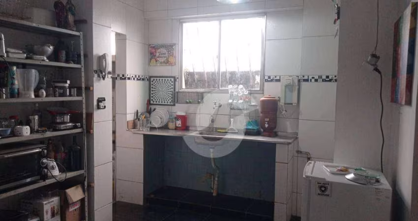Casa com 4 dormitórios, 317 m² - venda por R$ 950.000,00 ou aluguel por R$ 6.703,00/mês - São Francisco - Niterói/RJ
